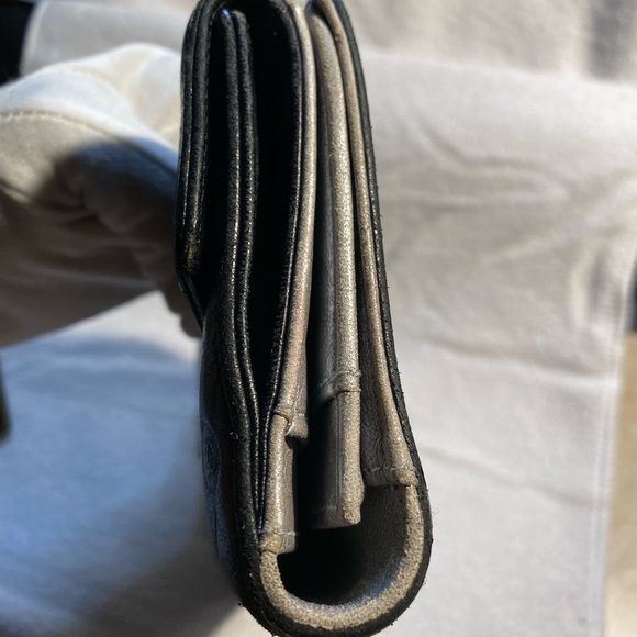 Chanel authentic vintage blk camellia long wallet - Picture 6 of 13